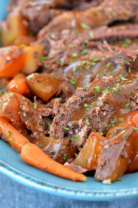 Slow cooker pot roast