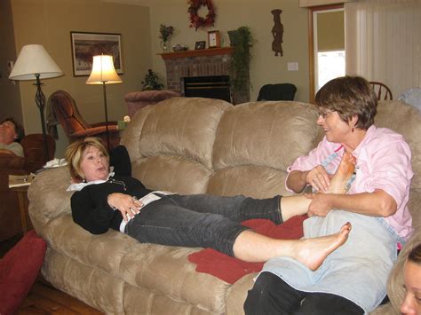 All Sizes Mom Giving Julie Aunt A Foot Rub Flickr Photo Sharing