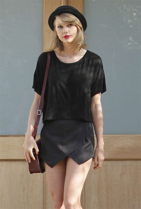 Taylor Swift In Black Mini Skirt 77 Gotceleb