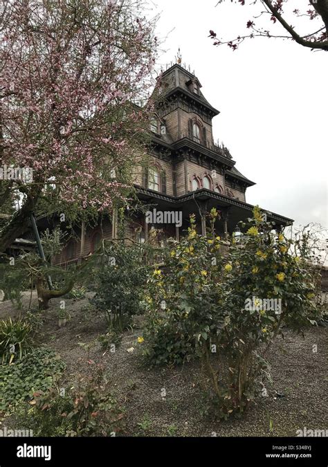 Phantom Manor Ride At Disneyland Paris Stock Photo Alamy