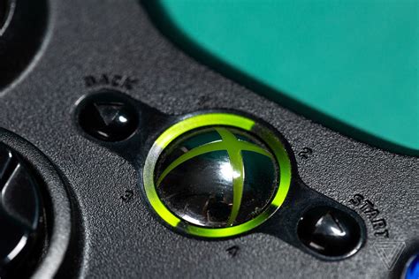 The Xbox 360 Controllers Xbox Button Masterfully Solved The Wireless