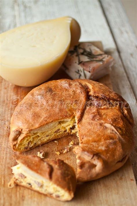 Le ricette pasquali:il fiadone molisano: la cucina di mamma: Rustico con porri del nonno ...