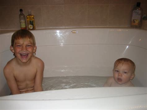 The Starnes Family Brothers In The Bathtub