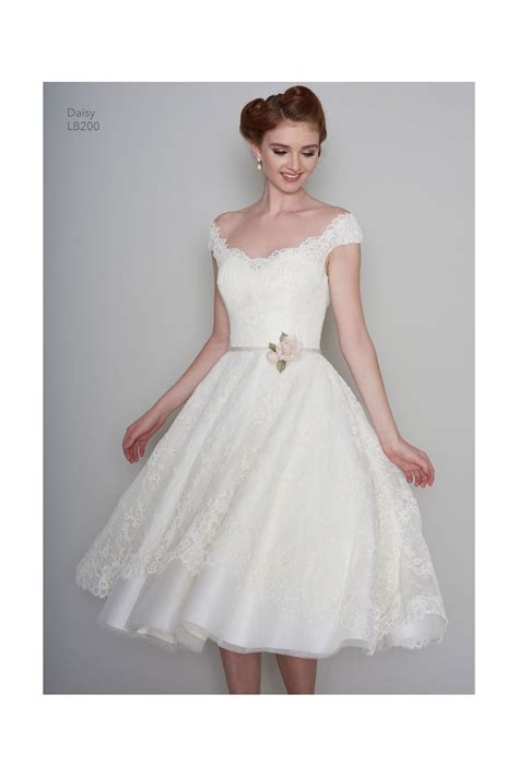 This incredible dress is so stunning that it makes you forget that it's not white! LB200 DAISY Loulou Tea Length 1950s Vintage Style Short ...