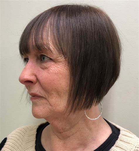 While compiling short hairstyles for older women, we have tried to choose the most preferred models, which will be the trend between the most amazing short haircuts and 2021 hair colors. 50 Best Looking Hairstyles for Women Over 70 - Hair Adviser