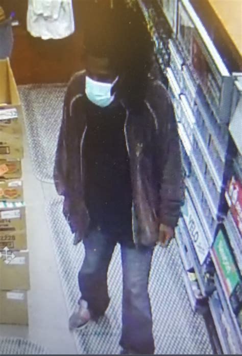 Savannah Armed Robbery Suspect Caught On Camera Police Ask For Help Identifying Suspect Wsav Tv