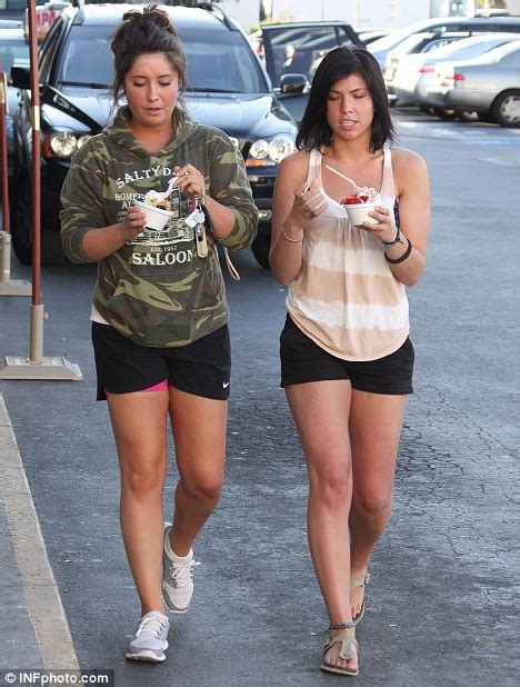 Bristol Palin Cools Off During Dancing With The Stars Rehearsals In La