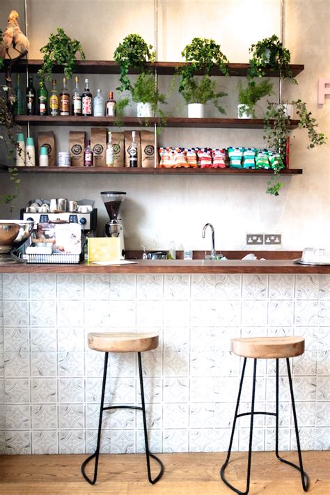 Today i'm talking about the detox dry. Duck & Dry - blow dry & updo bar in Chelsea