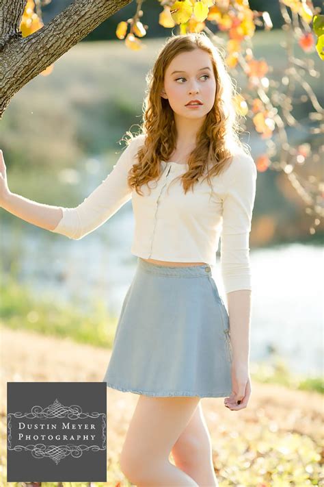 12 Posing Tips For Your Senior Portraits Photography Session
