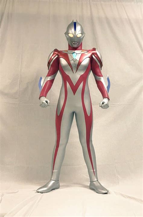 First Look On Ultraman Rosso Jefusion