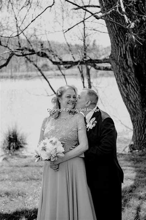 Claxton 68 Elope Usa Photography