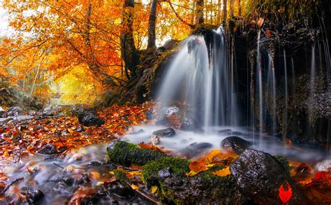 Autumn Waterfall Hd Wallpaper Hintergrund 2000x1238 Id765644