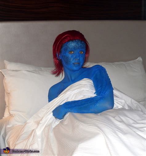 Dress like your favorite character with our diy costume guides for cosplay & halloween. DIY Mystique Costume - Photo 4/5