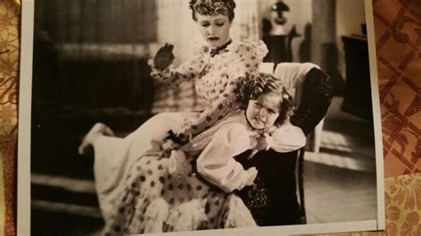 Shirley Temple Gets Spanked In Deleted Scene From Wee Willie Winkle 1937 Fotos
