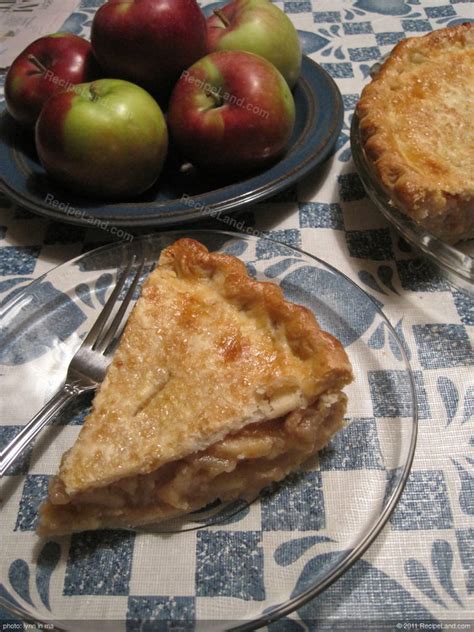 Get the homemade apple pie with chai spices recipe from sally's baking addiction. Grandma's Apple Pie Recipe | RecipeLand.com
