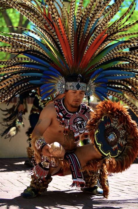 Aztec Parade Dancer Mexico Aztec Culture Aztec Warrior Aztec Headdress