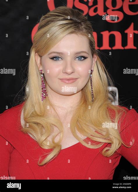 Actress Abigail Breslin Attends The August Osage County Premiere At
