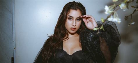 Lauren Jauregui Vai Muito Além De Nossas Expectativas Em Seu Primeiro Single Expectations