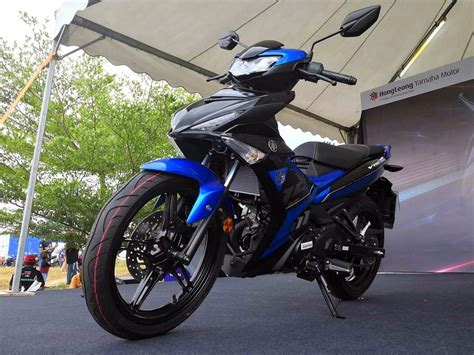 Harga yamaha y15zr v2 generasi kedua terbaru dari hong leong yamaha motor serta gambar. Akhirnya, Yamaha Y15ZR V2 Kini di Malaysia - Harga Masih ...