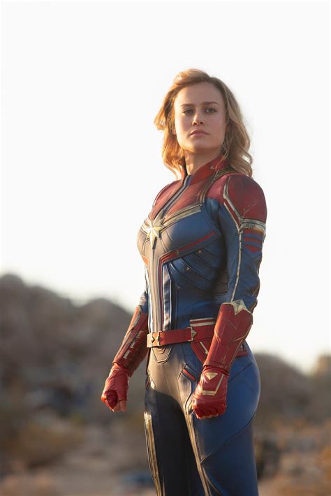 Captain Marvel Everything We Learned On The Set Of Brie Larson S