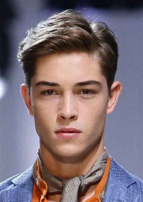 To make your face more oval looking, thad recommends going with a haircut that will add width to. Men Hairstyles for Oval Face :: Hair Cut Guide - AtoZ ...