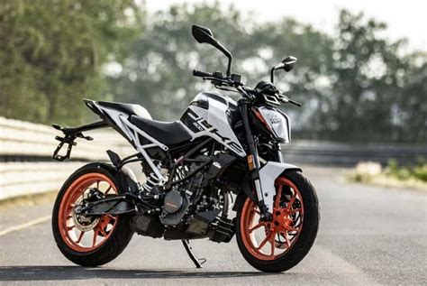 2020 Ktm 200 Duke Mileage Specs Images Colors