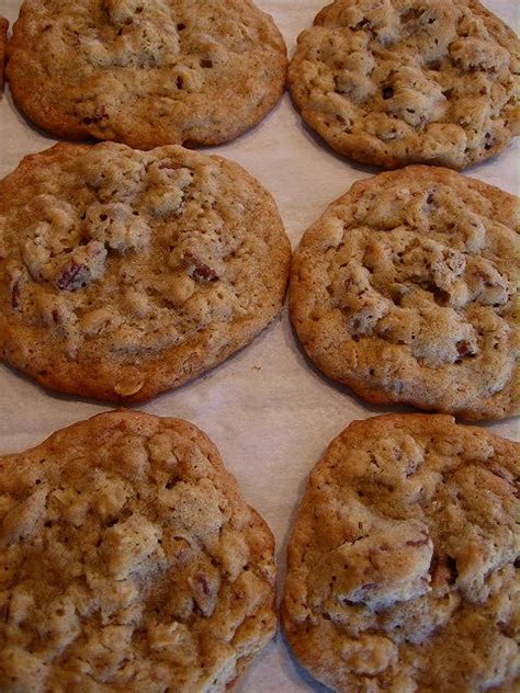 Easy butter cookies recipes to bake for christmas or the holiday season. My Five Men: Chewy Pecan Cookies