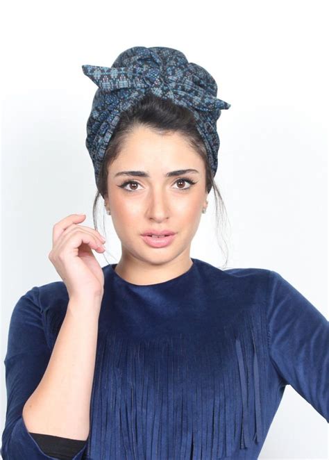 Ready To Wear Elegant Knotted Turban In Blue Print Great For Evening