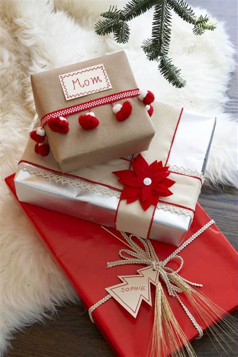 At the very least, we hope that this post will encourage you to not settle for the boring retangular box and to put a little bit more heart into making this a very wonderful valentine's day for that special someone. 40 Most Creative Christmas Gift Wrapping Ideas - Design Swan