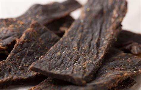 Best Organic And Grass Fed Beef Jerky Guide To The Ultimate Protein Snack Dadlife Magazine