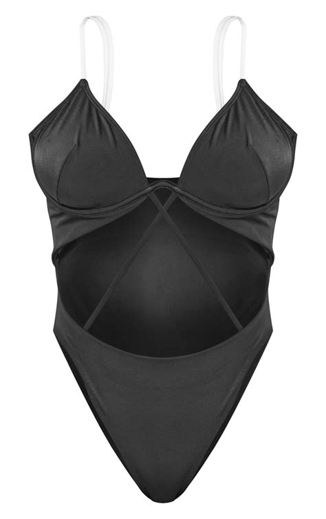 Black Fuller Bust Cut Out Underwired Swimsuit Prettylittlething Aus