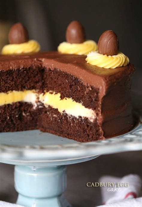 Cakes and cookies to satisfy your sweet tooth. 16 Glorious Creme Egg Recipes - Homemade Hooplah
