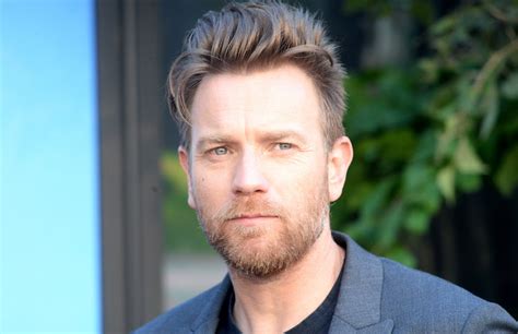 Lucasfilm announced at disney's d23 conference on aug. Ewan McGregor Bir Kez Daha Obi-Wan Kenobi Olacak - MediaTrend