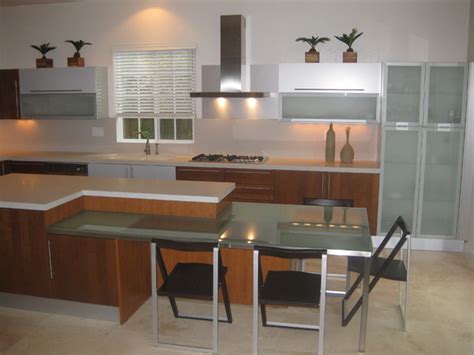 Modern kitchen cabinet hardware ideas. Cherry wood modern kitchen designs - Modern - Kitchen ...