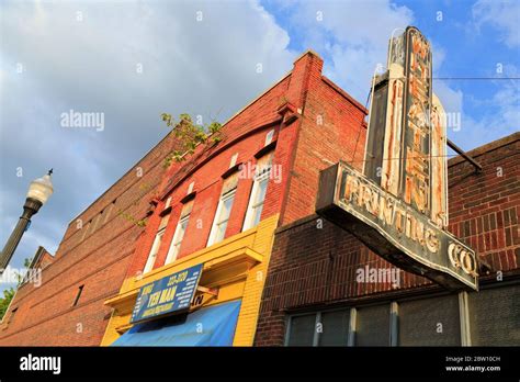 4th Avenue District Birmingham Hi Res Stock Photography And Images Alamy