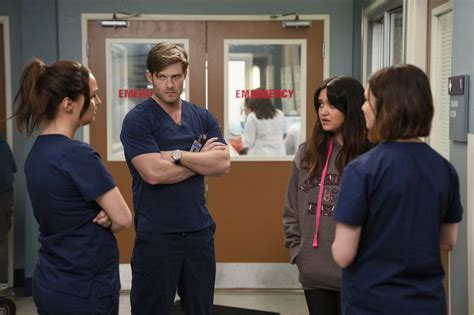 123movies has divided their media content in movies, tv series, featured, episodes, genre, top imdb, requested and. 'Grey's Anatomy' free live stream: How to watch Season 17 ...