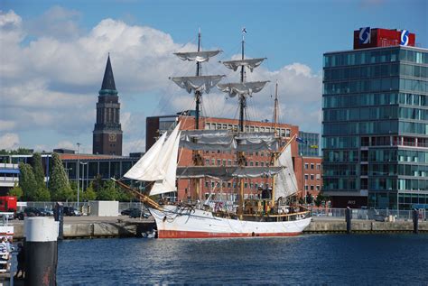 Wir wünschen euch viel spaß beim erkunden der schönsten orte. Kiel Sehenswürdigkeiten - touristische Attraktionen