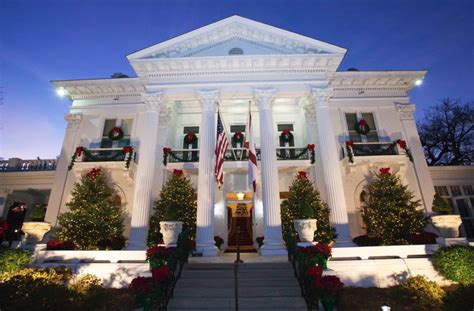 Governors Mansion In Alabama Is Best Decorated Home For Christmas