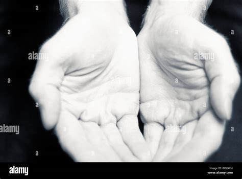 Cupped Hands Empty Hi Res Stock Photography And Images Alamy