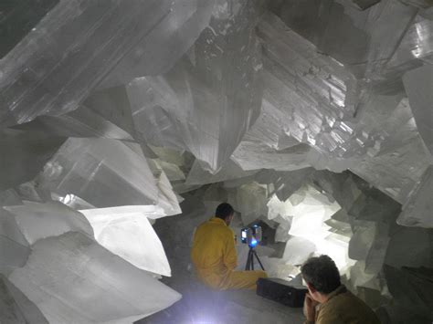 What Is A Geode The Giant Geode Cave And Crystals Discovered In