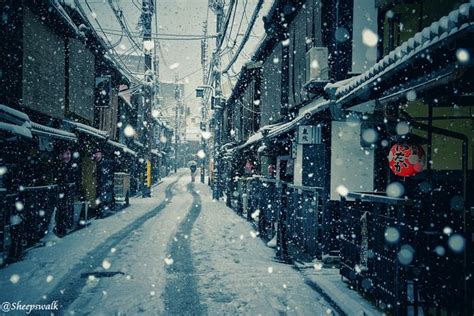 Heavy Snowfall In Kyoto Most Beautiful Cities Kyoto Japan Japan Winter