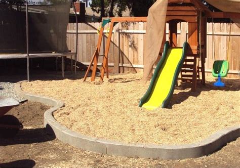 8 amazing diy playground border ideas that work perfectly for your current existing backyard playgrounds as well as any playgrounds you'd like to have set up in your home. 35 Amazing Diy Playground Border Feeling di 2020