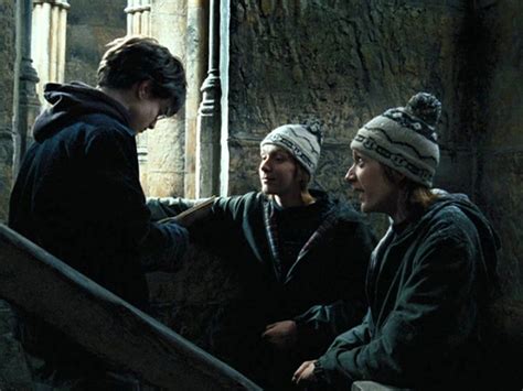 Harry Potters Oliver Phelps On Why The Marauders Map Scene Was The