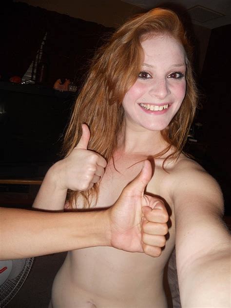 She Gets Two Thumbs Up Porno Photo Eporner