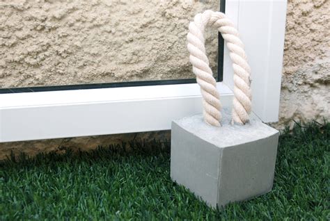 Concrete Door Stopper Concrete Diy Door Stopper Diy Concrete Crafts