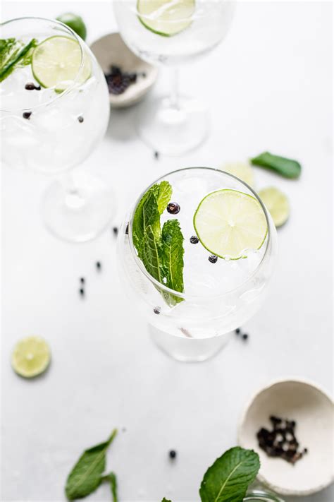 Gin And Tonic Recipe 3 Ways To Customize The Classic Cocktail