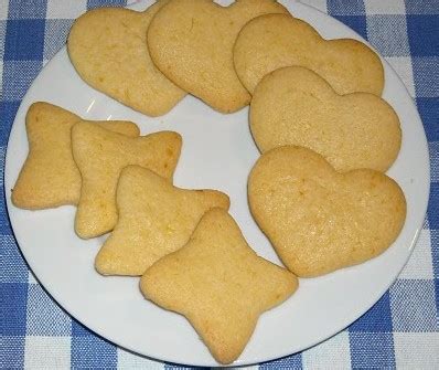 Curiosi di vedere come si prepara la pasta frolla di benedetta? La mia cucina: Biscotti di pastafrolla senza glutine