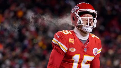 Kansas City Chiefs Defeat Miami Dolphins In 4th Coldest Game In Nfl History