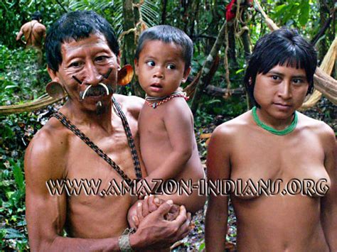 New Pictures Of Uncontacted Tribes From The Amazon Play Girls In Amazon