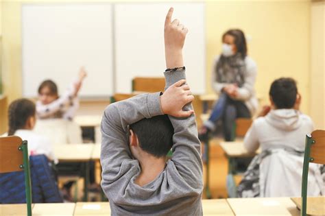 Σημειώνεται ότι όπου, στο ως άνω πρότυπο, γίνεται μνεία στον αμκα (αριθμό μητρώου κοινωνικής ασφάλισης) εννοείται και ο προσωρινός αριθμός μητρώου κοινωνικής ασφάλισης (παμκα), καθώς και ο προσωρινός αριθμός ασφάλισης και. Άνοιγμα σχολείων - Self Test: 200 μαθητές και ...